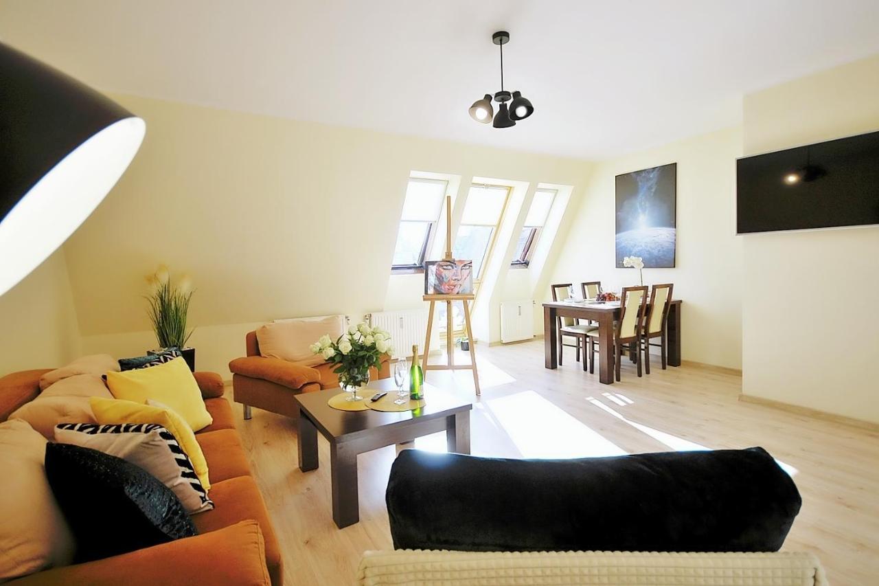 50 M Do Plazy Thobruk Apartamenty Piekna Dama Z Kolobrzegu 外观 照片