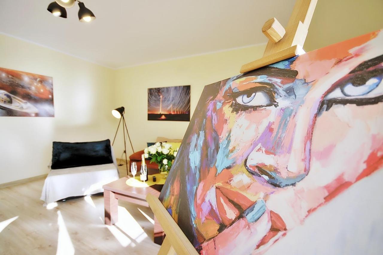 50 M Do Plazy Thobruk Apartamenty Piekna Dama Z Kolobrzegu 外观 照片